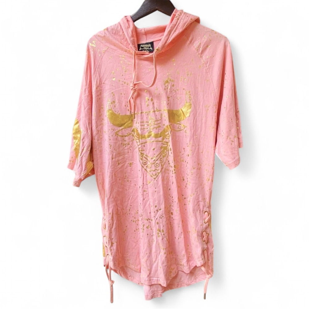 Bulls legendary status Pink & Gold Splattered Men’s Pull Over Shirt / Size 2X/XL